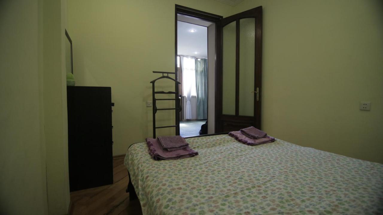 Apartment On Sanapiro Тбілісі Екстер'єр фото